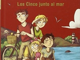 LOS CINCO JUNTO AL MAR