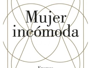 MUJER INCOMODA