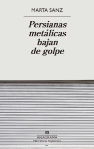 Persianas metálicas bajan de golpe